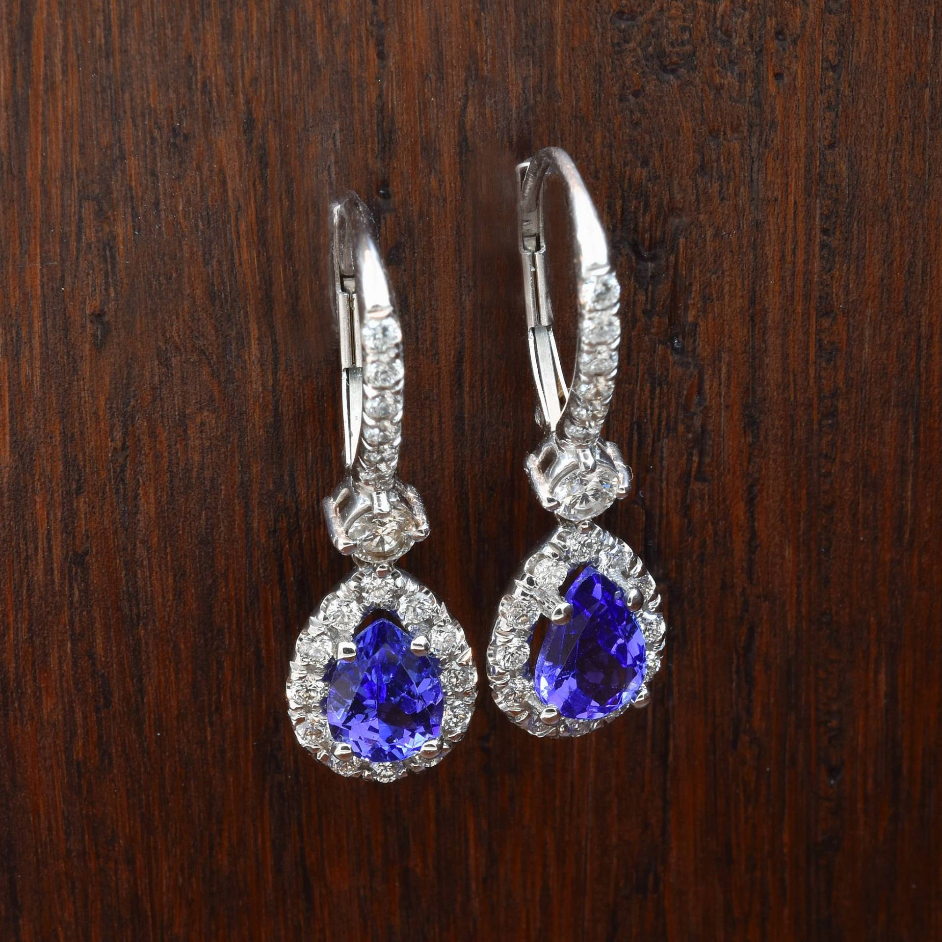 Purpurrote Tränen U. Runde Diamanten, Mit Tansanitmitte Weißgold-Ohrringen, Perfektes Geschenk Für Sie, Weihnachtsgeschenk von LeTuncheDiamondRings
