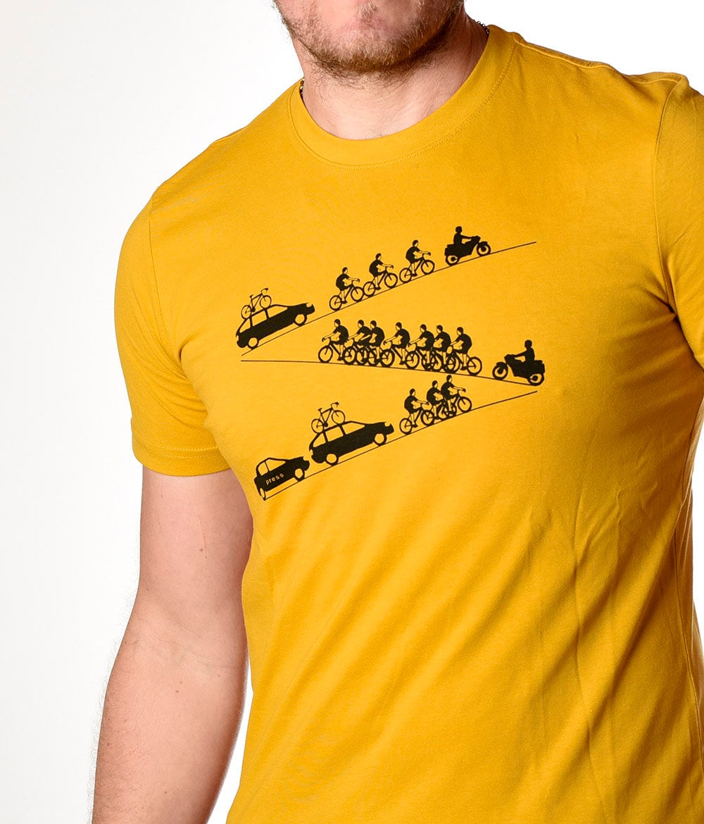 Peloton - Cycling Up Hill Hand Gezeichnetes & Handbedrucktes T-Shirt Uk Radfahrer Git Shirt Coole Farbe Peloton - Cycling Up Hill Hand Gezeichnetes & Handbedrucktes T-Shirt Uk Radfahrer Git Shirt Coole Farbe von LeVeloClothing