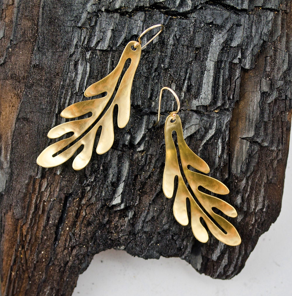 Gold Blatt Ohrringe Handmade in Israel Natur Inspiriert Einzigartiges Design Statement Baumeln Boho Gold Blatt Ohrringe Handmade in Israel Natur Inspiriert Einzigartiges Design Statement Baumeln Boho von LeaBenArye