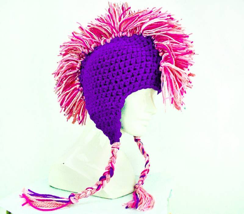 Mädchen Lila Ohrflap Mütze Mit Hot Pink Mohawk von LeafLee