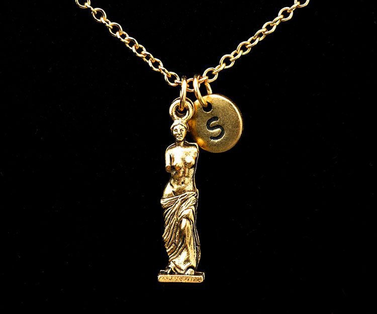 Gold Venus Halskette, De Milo Aphrodite Statue Von Statue, Personalisierte Monogramm Halskette von LeafOnWaterStudio