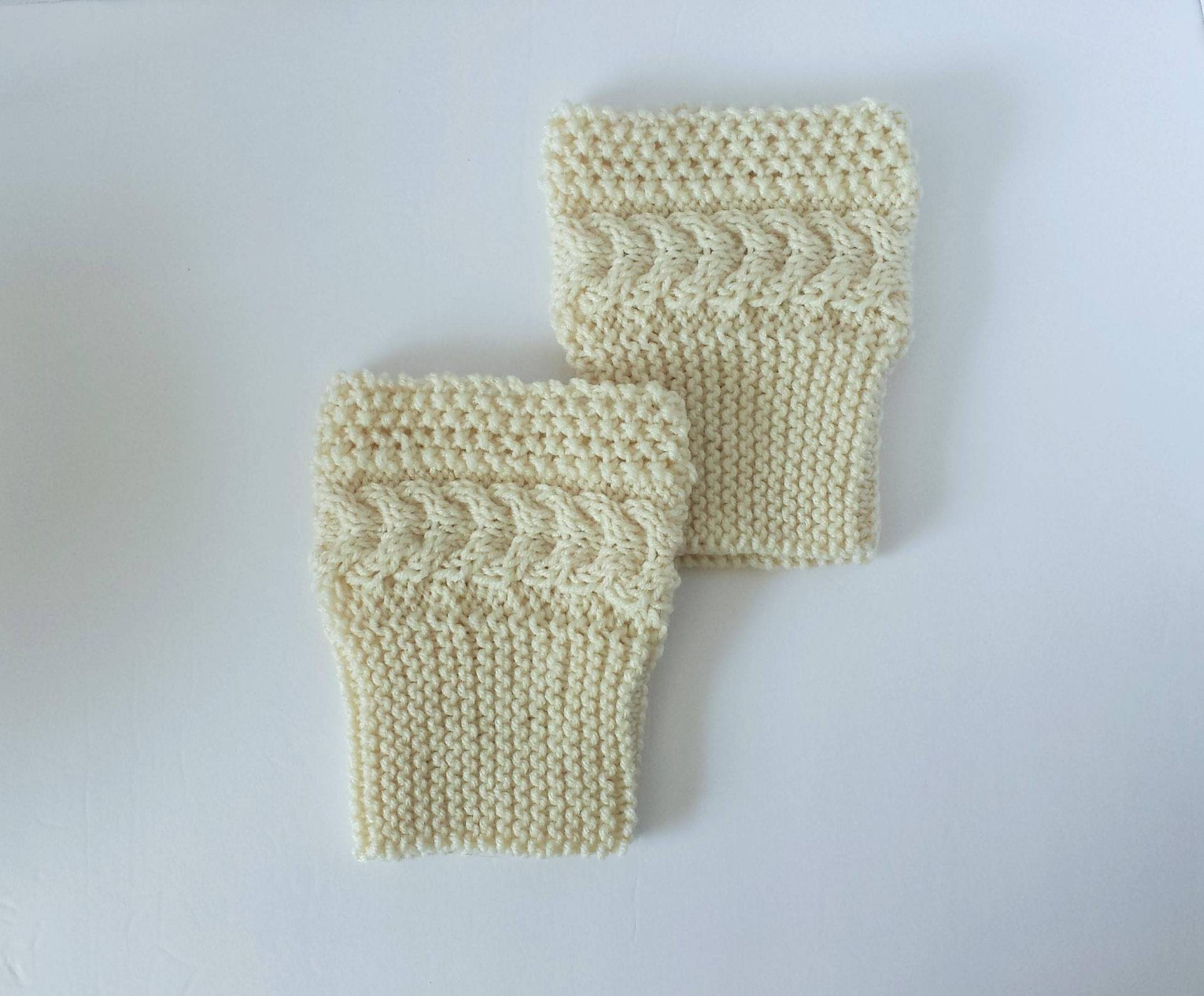 Handgestrickte Aran Kralle Zopfmuster Boot Manschetten - Erwachsene Frau Größe Groß von LeapingLucyKnits