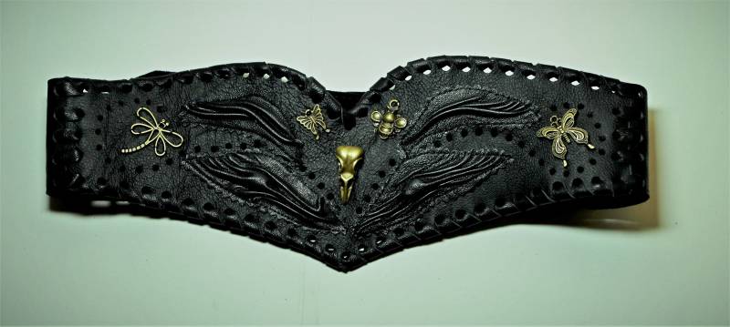 Handgefertigter Ledergürtel. Gothic Schwarzes Leder Mieder, Korsett. Vogel Schädel Schwarzem Lederkorsett. Mittelalterliches Frauen von LeasBoutique