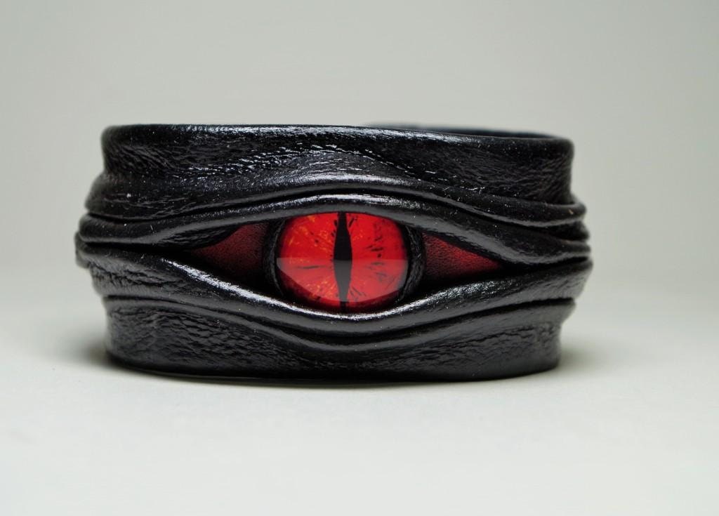Handgefertigtes Lederarmband. Böses Auge, Drachenauge Verstellbares Schwarzes Manschettenarmband Für Männer Frauen. Halloween Armband. Larp-Kostüm von LeasBoutique