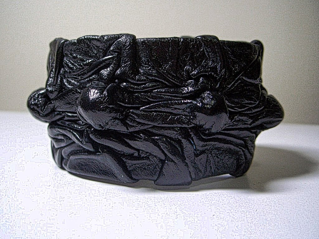 Handgefertigtes Lederarmband. Schwarz Braun Handgemachtes Verstellbares Leder Manschette Armband Für Männer Frauen. Geformte Ledermanschette von LeasBoutique