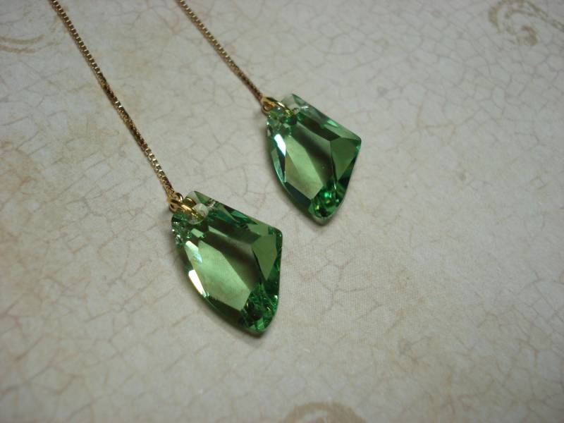 Grüner Swarovski Kristall Auf Vergoldeten Ohrfäden-Kostenloser Versand Nach Usa - Threader Ohrringe - Vermeil von LeasEarThreads