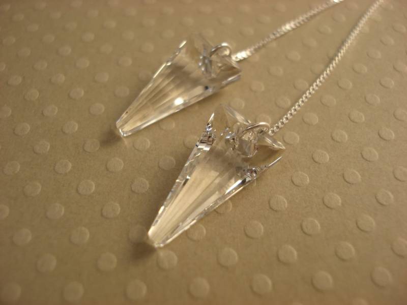 Klare Dreieck Swarovski Kristalle Auf Sterling Threader Ohrringe Oder Halskette-Ohrfäden-Versandkostenfrei in Die Usa von LeasEarThreads