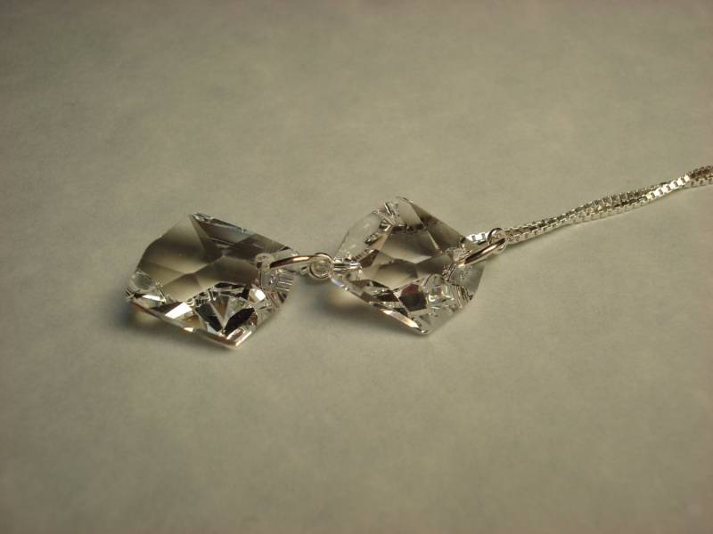 Klare Swarovski-Kristalle Auf Sterling Ohrgewinden - Threader Ohrringe Oder Halskette Kostenloser Versand in Die Usa von LeasEarThreads