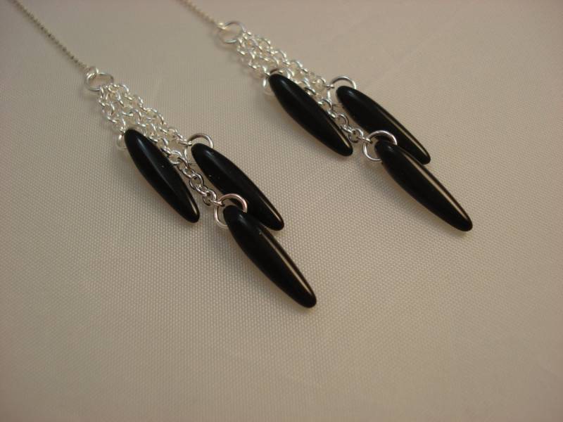 Schwarzes Glas Spikes Auf Sterling Einfädler Ohrringe Oder Halskette-Ohr Threads-Kostenloser Versand in Usa von LeasEarThreads