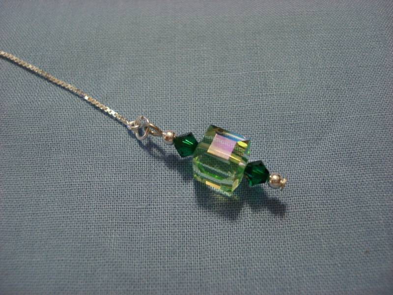 Swarovski Kristall Würfel Auf Threads - Einfädler Ohrstecker Sterling Oder Halskette-Kostenloser Versand in Usa von LeasEarThreads