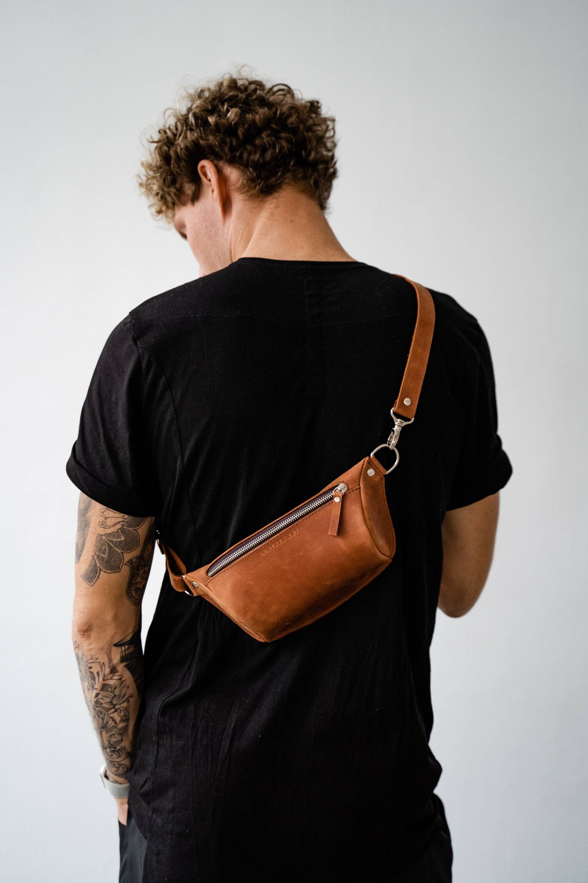 Gürteltasche, Leder Hüfttasche, Gürteltasche Bauchtasche Crossbody Beuteltasche Aus von LeatherArtShowroom
