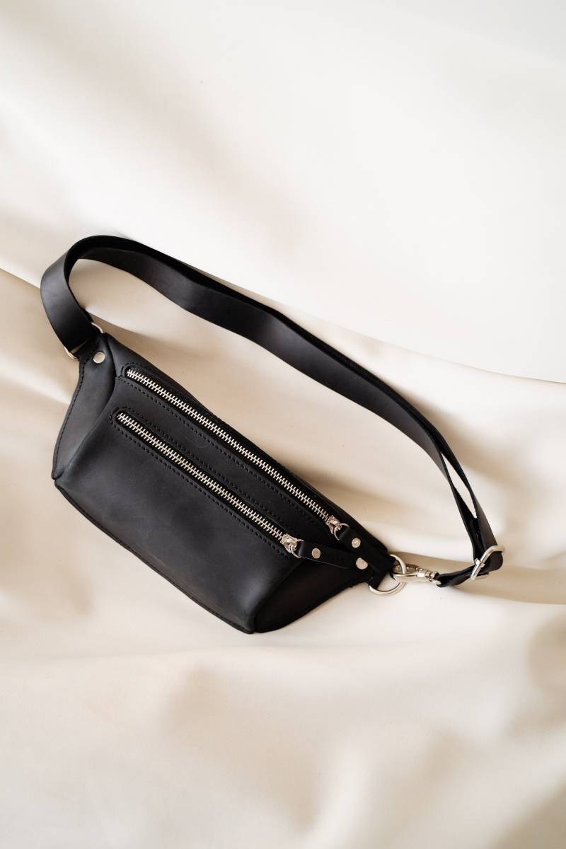 Leder Bauchtasche, Gürteltasche, Hüfttasche, Festivaltasche, Bekleidungstasche, Gürteltasche Damen von LeatherArtShowroom