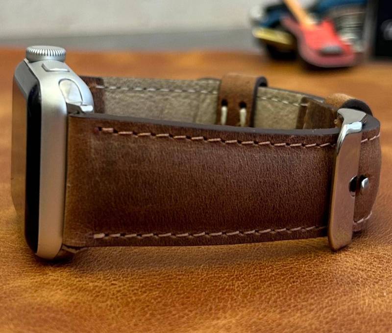 Personalised Garmin Watch Band Leather Fenix 8 7 6 5 7x 6x 5x 7S 6S Solar Pro Quatix Approach Vivoactive 4 3 Weichnachtsgeschenk von LeatherBagOne