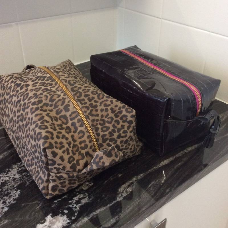 Kulturtasche Aus Leder Kulturtasche Aus Leder von LeatherByLeah