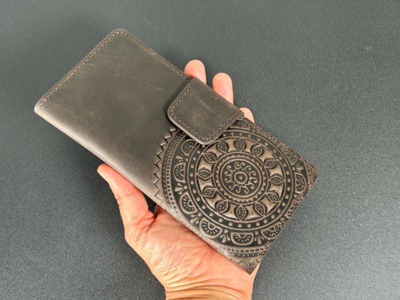 Braun Leder Mandala Geldbörse Weiche Vollnarbenleder-Kupplung von LeatherCraftsUA