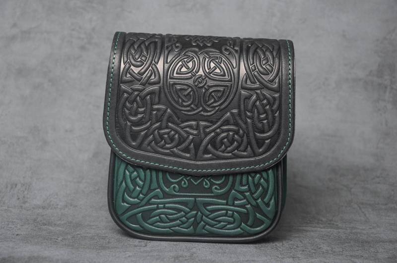 Geprägte Leder Mini Crossbody Bag Grün & Schwarz Hot Punzierte Geldbörse von LeatherCraftsUA