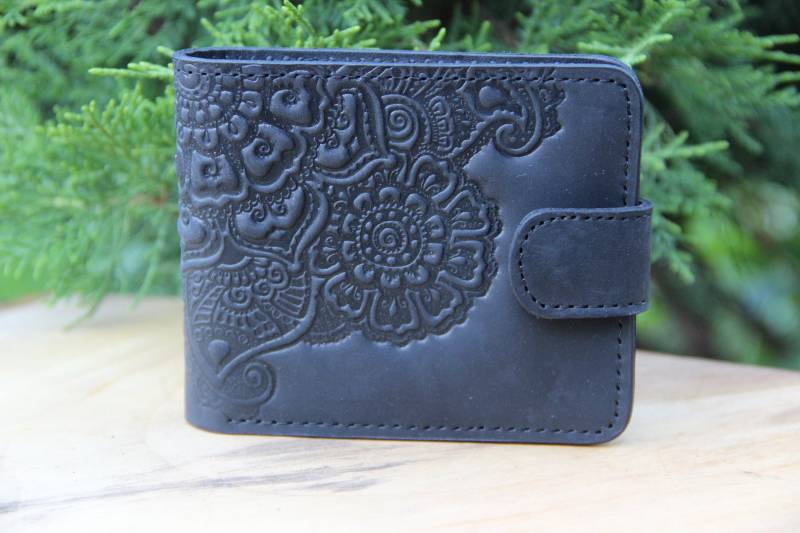 Geprägtes Schwarzes Leder Portemonnaie Weiches Kalbsleder von LeatherCraftsUA