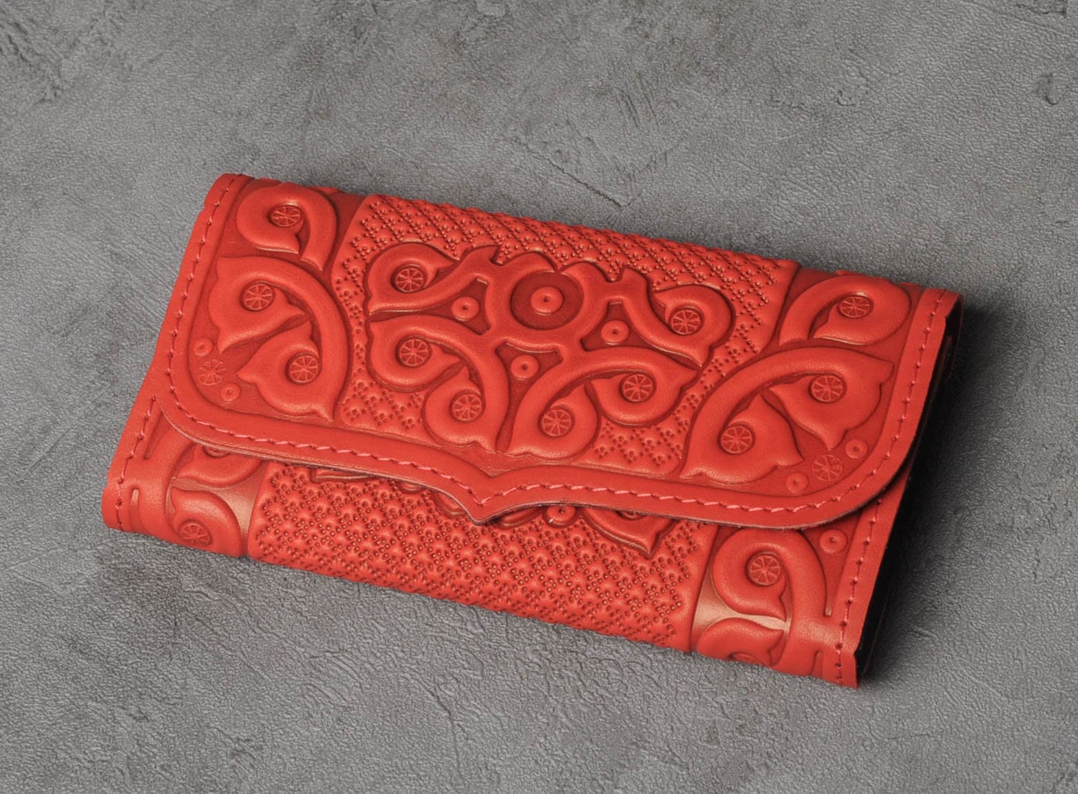 Rote Leder Brieftasche, Damen Geldbörse, Rote Geschenk Für Frauen, Reise Reisedokumente Halter, Feminine Brieftasche von LeatherCraftsUA