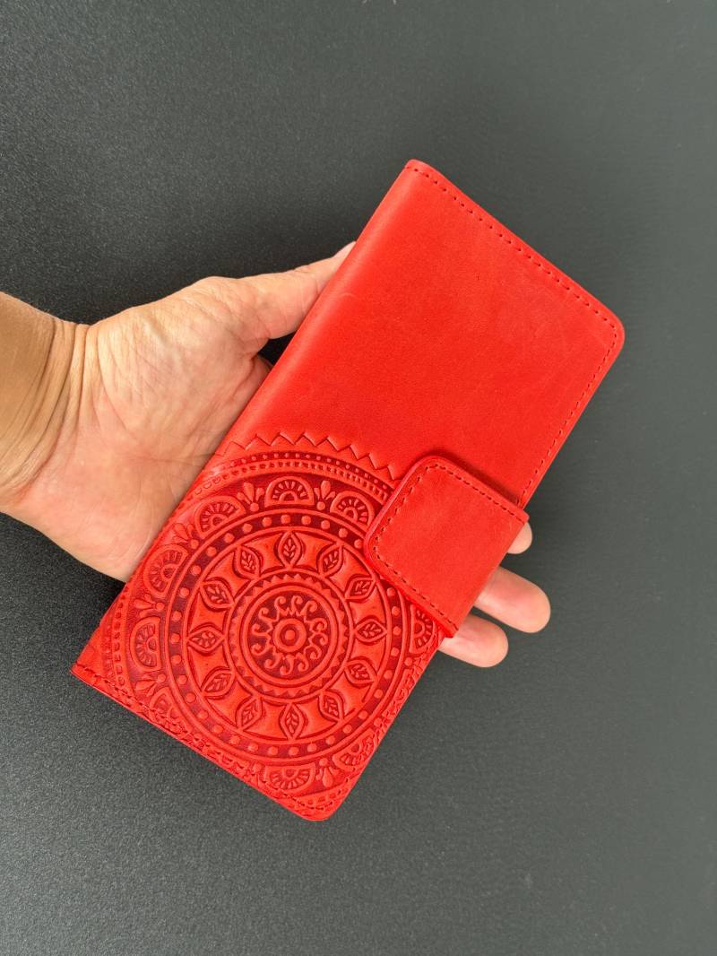Rote Leder Geldbörse Geprägtes Mandala-Design, Damen Clutch von LeatherCraftsUA