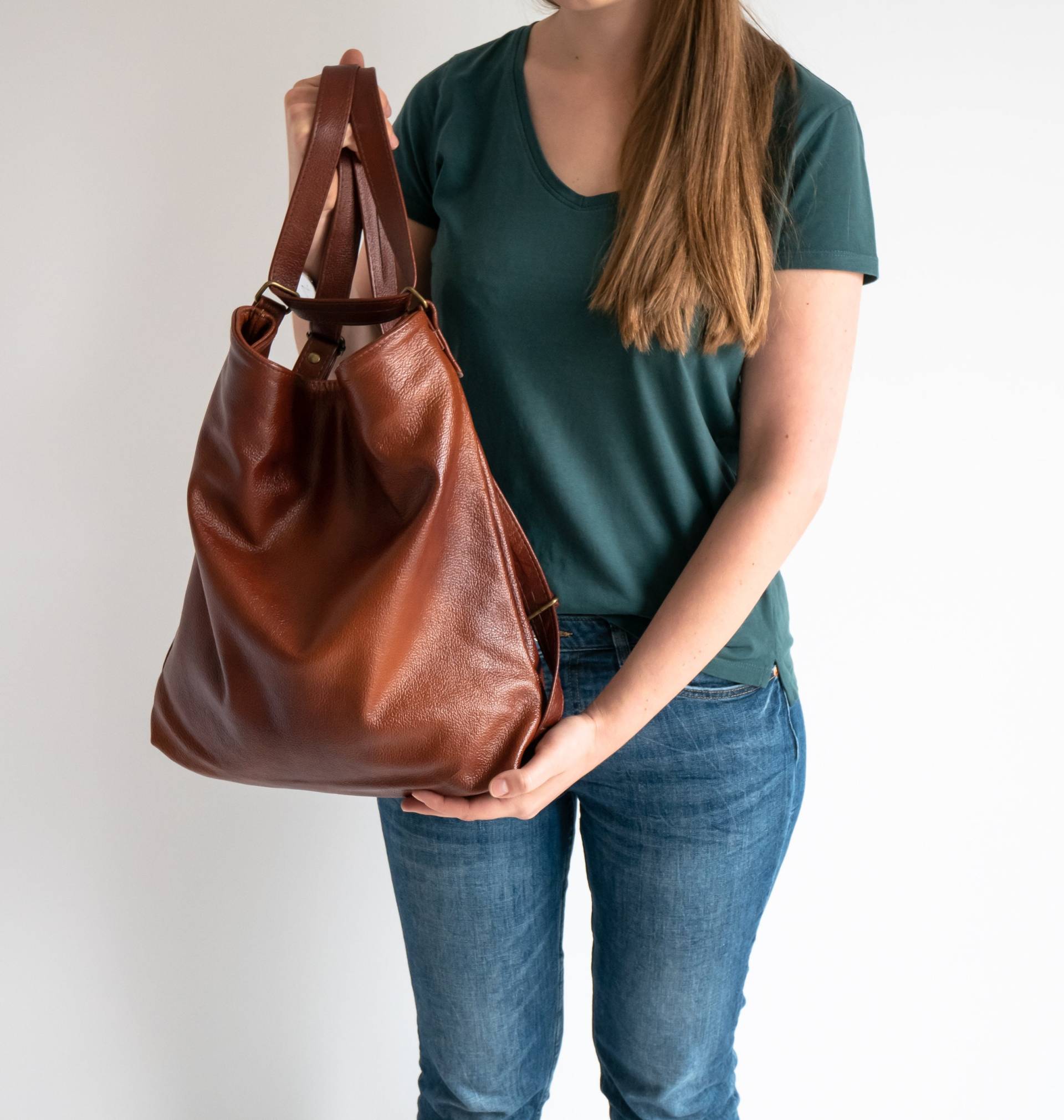 Brauner Convertible Rucksack, Leder Rucksack Geldbörse, Umhängetasche, Crossbody Handtasche, Schultasche Distressed Leather von LeatherDesignStudio