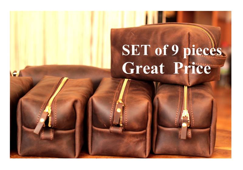 Set Aus 9 Leder Dopp Kits Personalisierte Groomsmen Geschenkbeutel Set Aus 9 Leder Dopp Kits Personalisierte Groomsmen Geschenkbeutel von LeatherDoppKit