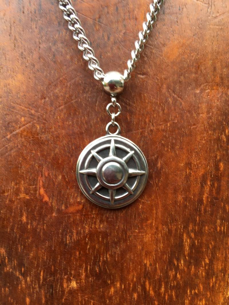 Sonne Anhänger Halskette, Unisex Schmuck, Geschenk Für Ihn, Sie, Silber Herren Frauen von LeatherRiot
