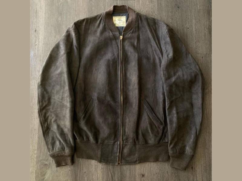 Vintage Braune A2 Bomberjacke Aus Leder von LeatherSleeek
