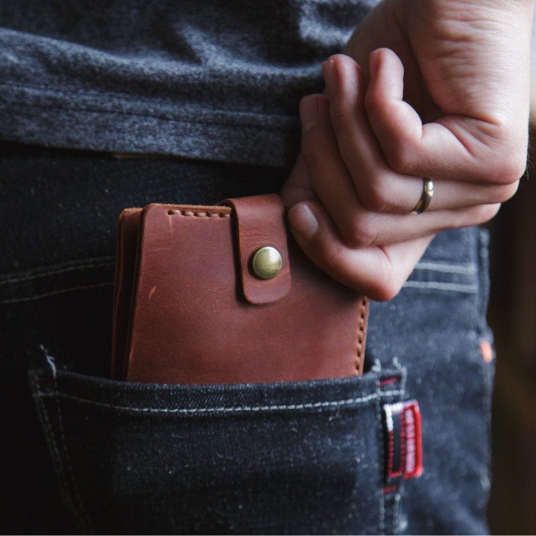 Personalisiertes Bifold Portemonnaie, Handgemachtes Leder Jahrestag Geschenk Für Ihn, Gravierte Geldbörse, Freund Männer, Papa Personalisiertes Bifold Portemonnaie, Handgemachtes Leder Jahrestag Geschenk Für Ihn, Gravierte Geldbörse, Freund Männer, Papa von LeatherWalletKrepko