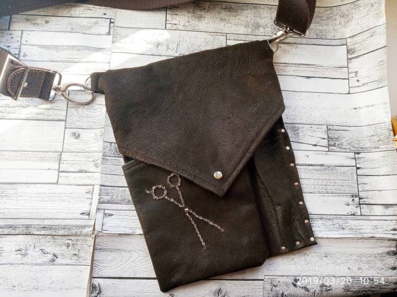 Leder Scherentasche Barber Etui Hair Stylist Tasche Frisör Werkzeugtasche Friseur Gürtel Tool Case Leder Scherentasche Barber Etui Hair Stylist Tasche Frisör Werkzeugtasche Friseur Gürtel Tool Case von Leatherbarber