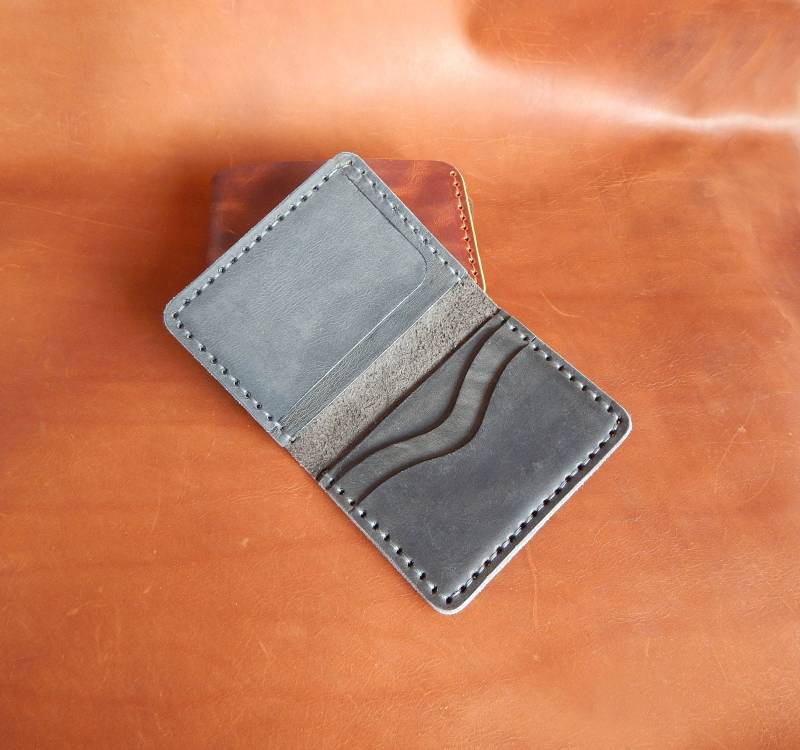 Personalisierte Herren Leder Brieftasche, Bifold Brieftasche Für Männer 100 % Leder Volle Handgemachte Arbeit von LeathergalleryArt