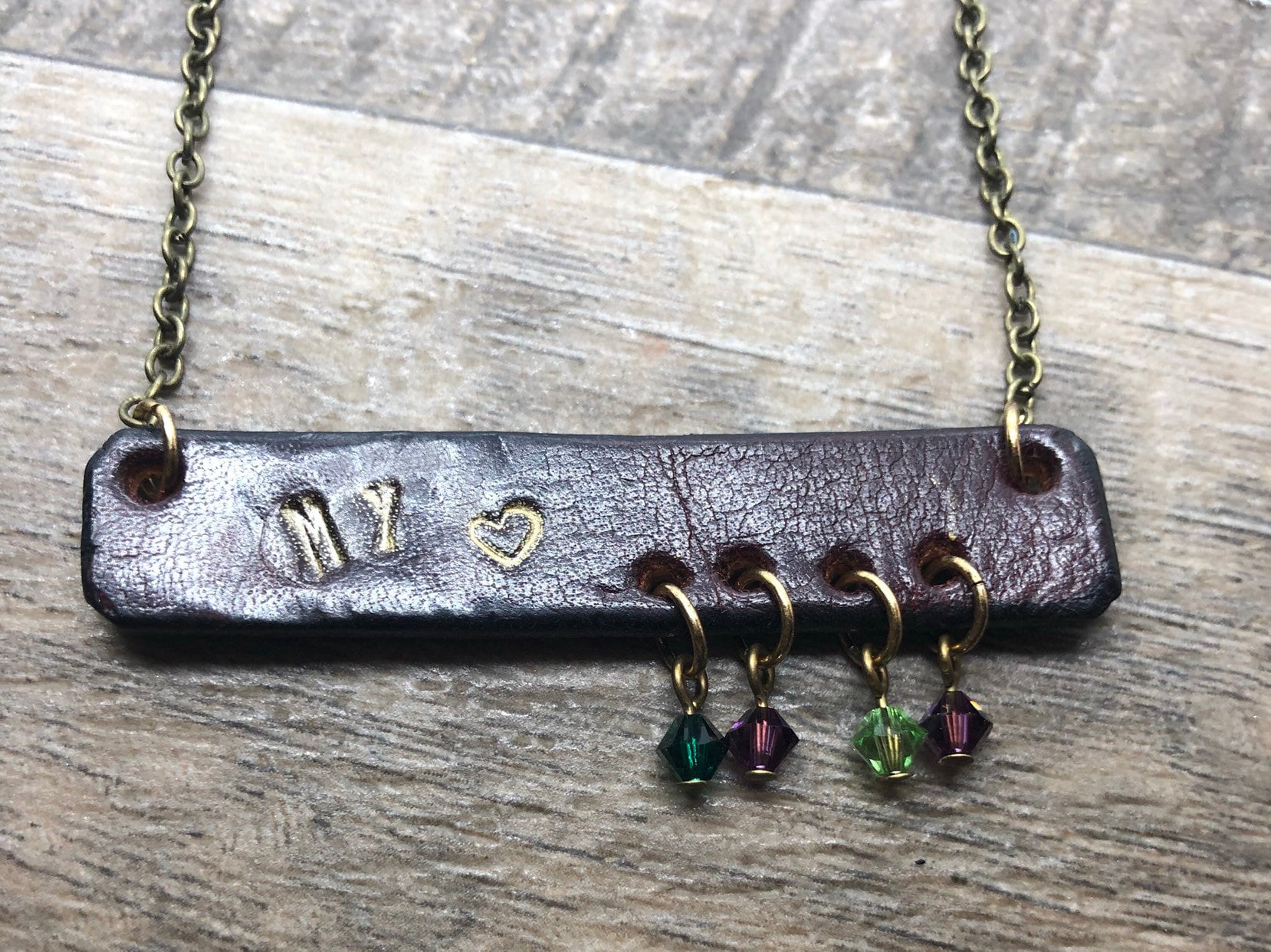 Mother Es Leather Bar Halskette | My Heart/My Loves Mother Es Leather Bar Halskette | My Heart/My Loves von Leatherlybyamyc