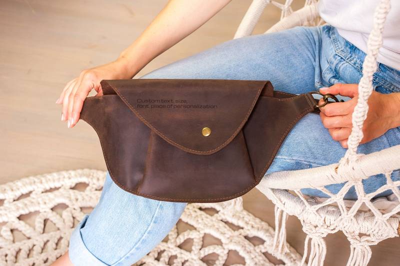 Gürteltasche, Leder Hüfttasche, Leder Gürteltasche, Hüfttasche, Gürteltasche Damen, Gürteltasche Leder Damen, Kleine Hüfttasche Damen von LeatheryCo