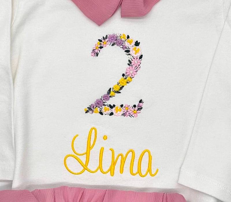 Blumen Geburtstagsshirt Mädchen | Zahlenschrift Geburtstagsoutfit Erster Jahr Geschenk Tshirt 2 Oberteil Mädchen, Personalisiert T-Shirt von LeatisBaby