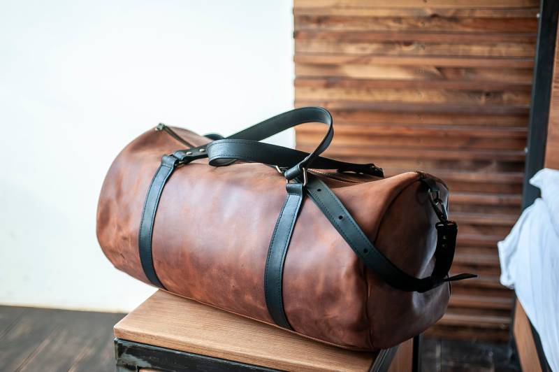 Handgemachter Leder Seesack - Großes Reisegepäck Für Herren Echte Braune Weekender Tasche von LeazerUA