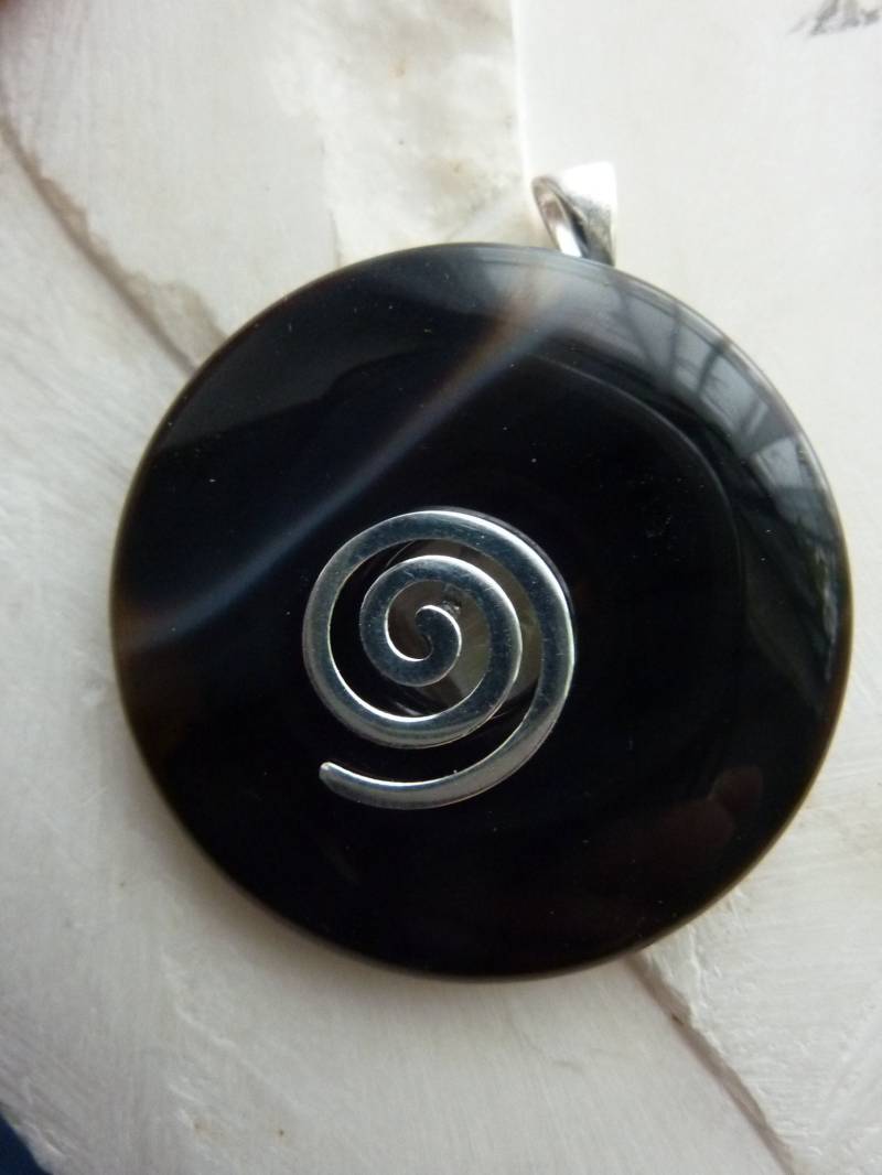 Obsidian Donut Mit Donuthalter# Edelstein # Obsidian# Kette Obsidian Donut Mit Donuthalter# Edelstein # Obsidian# Kette von LebenskunstSHOP