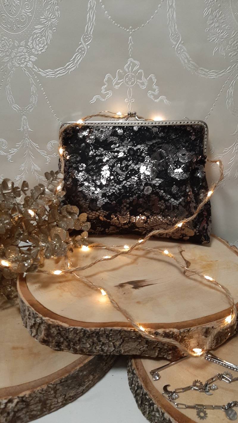 Clutch Clipbörse Schwarz Silber Schminktasche Abendtasche Dirndl Tasche Spitze von LebenslustHandmade