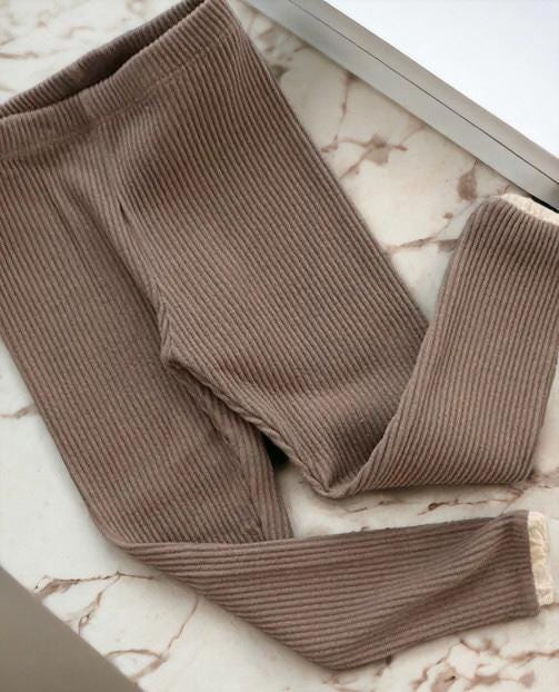 Babyhose Bio Baumwolle Babyleggings Leggings Für Mädchen Mit Rüschen von Lebenundgeniessen