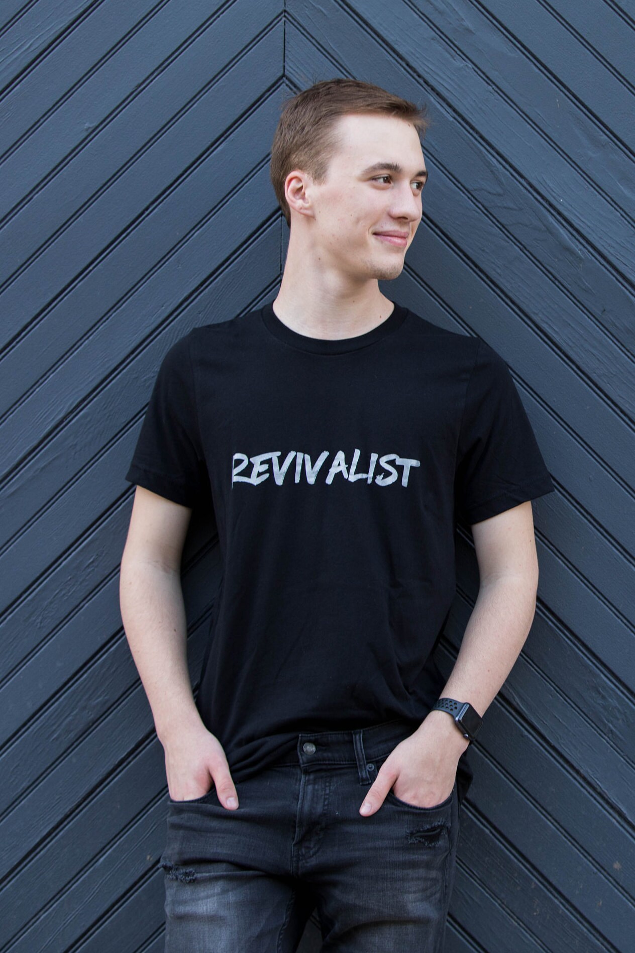 Jungs "Revivalist' Schwarz & Silber Rundhals T-Shirt von LectioDivinaApparel