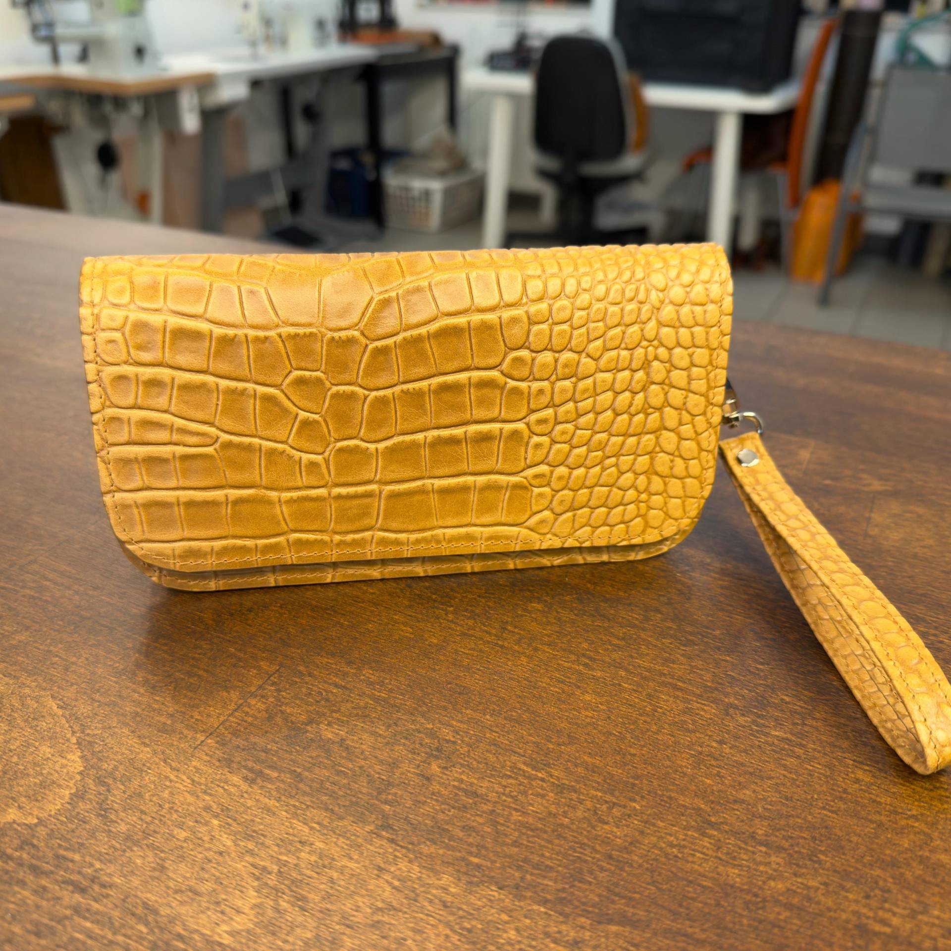Leather Clutch , Genuine Unisex Travel Wrist Bag, Wristlet With Zipper, Luxury Wallet, Birthday Gift Leather Clutch , Genuine Unisex Travel Wrist Bag, Wristlet With Zipper, Luxury Wallet, Birthday Gift von LederKing