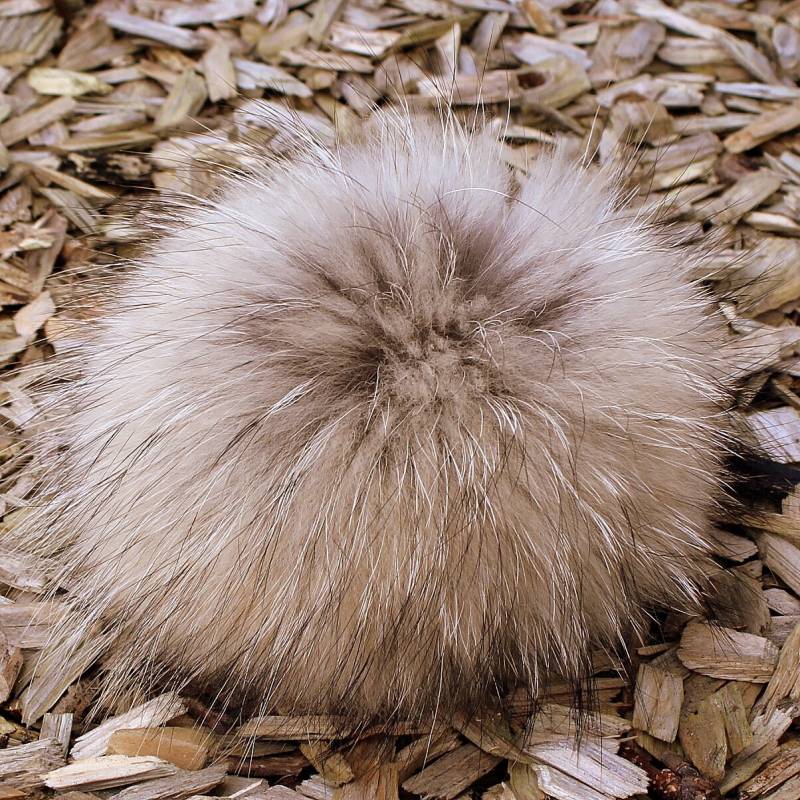 Finnraccoon Bommel Natur 9-11 cm Ø Pelzbommel Pompom Puschel Fellbommel Taschenanhänger Taschenbaumler von LederKlappert