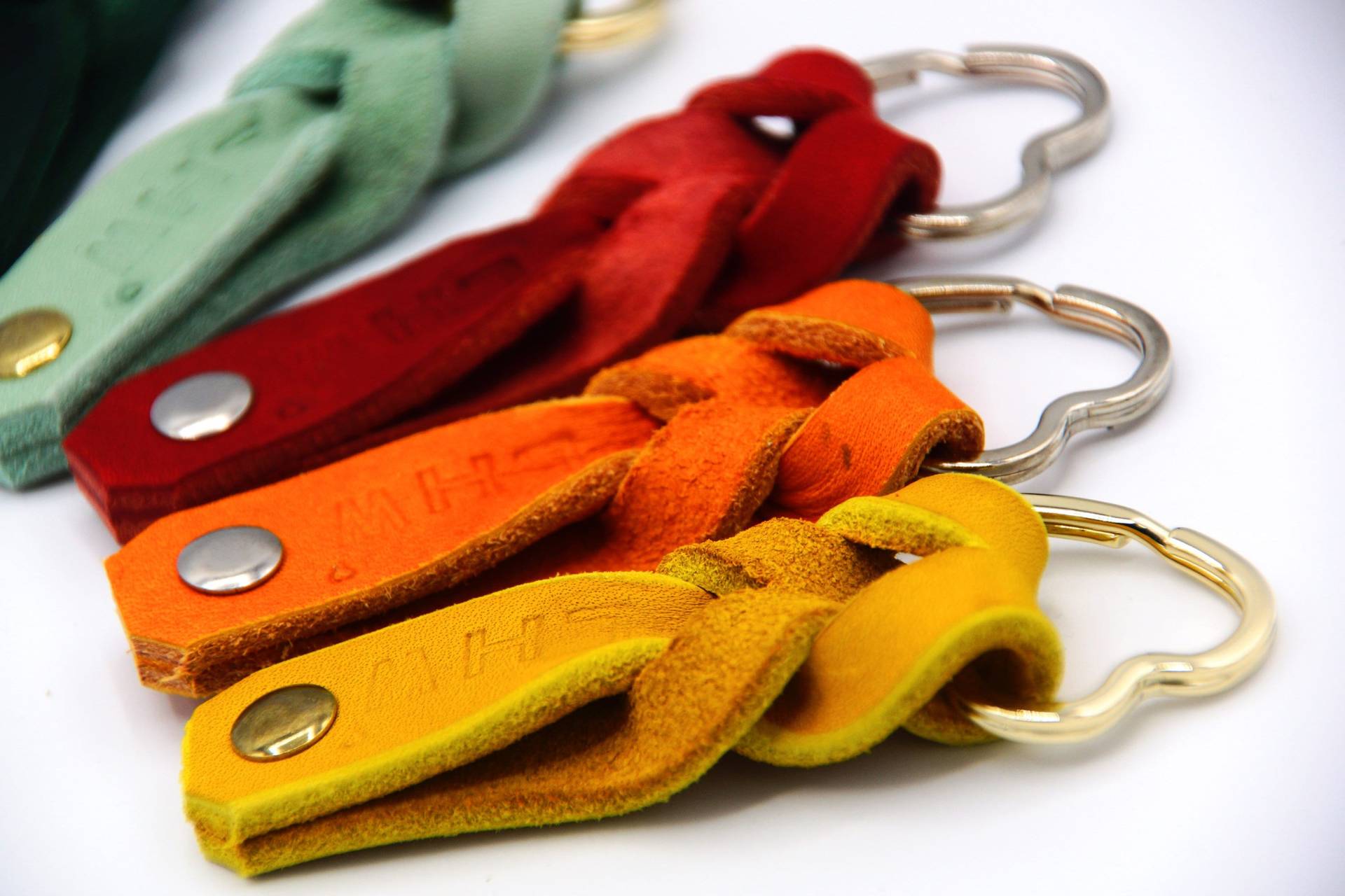 Geflochtener Schlüsselanhänger Keyheart Aus Leder Geflochtener Schlüsselanhänger Keyheart Aus Leder von Lederherzwerk