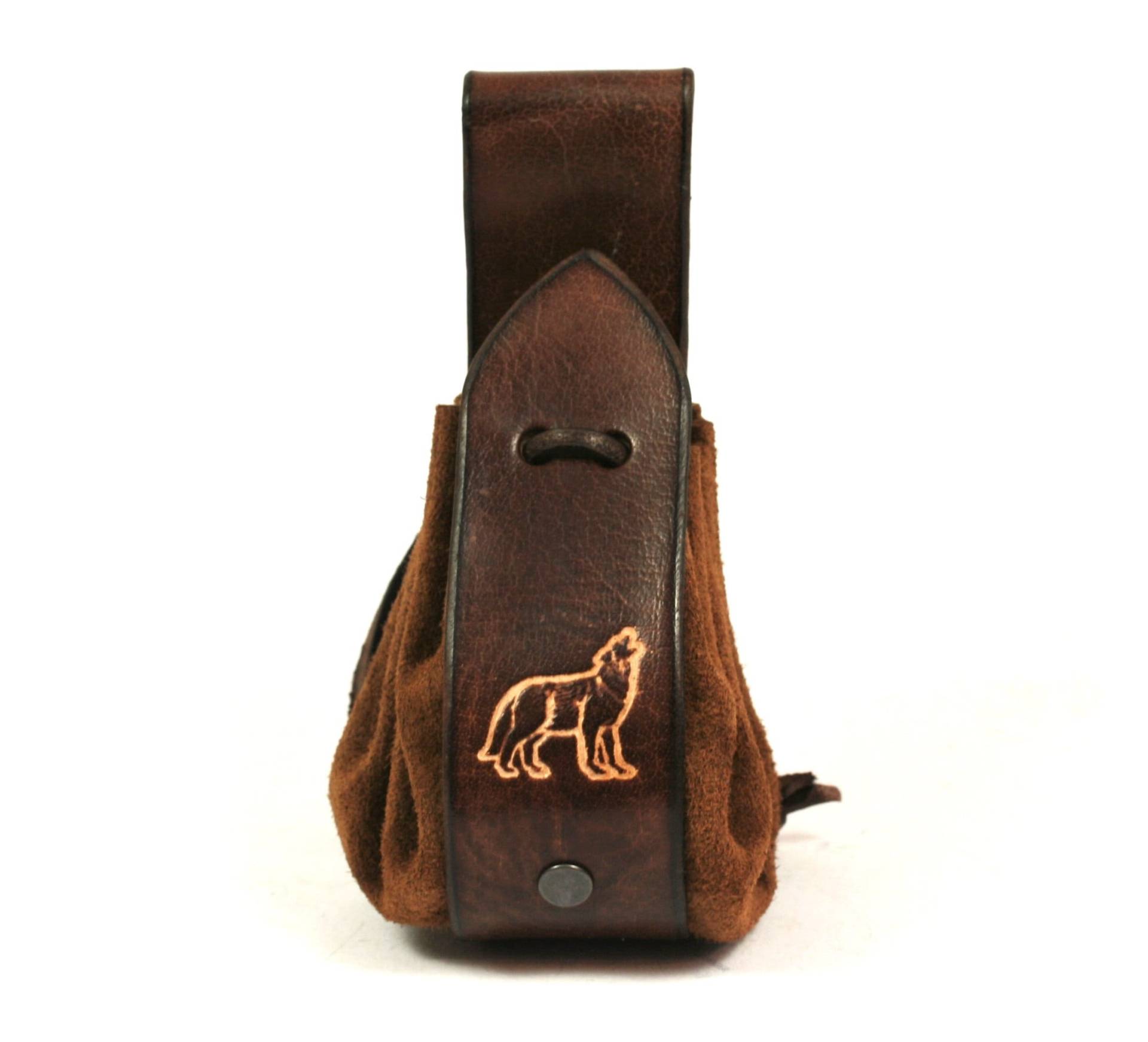 Lederbeutel Talersack Leder Braun Wolf Heulend Prägung Beutel Mittelalter Wikinger Kelten Wölfe Handarbeit Made in Germany Wildleder Lederbeutel Talersack Leder Braun Wolf Heulend Prägung Beutel Mittelalter Wikinger Kelten Wölfe Handarbeit Made in Germany Wildleder von Lederkotten