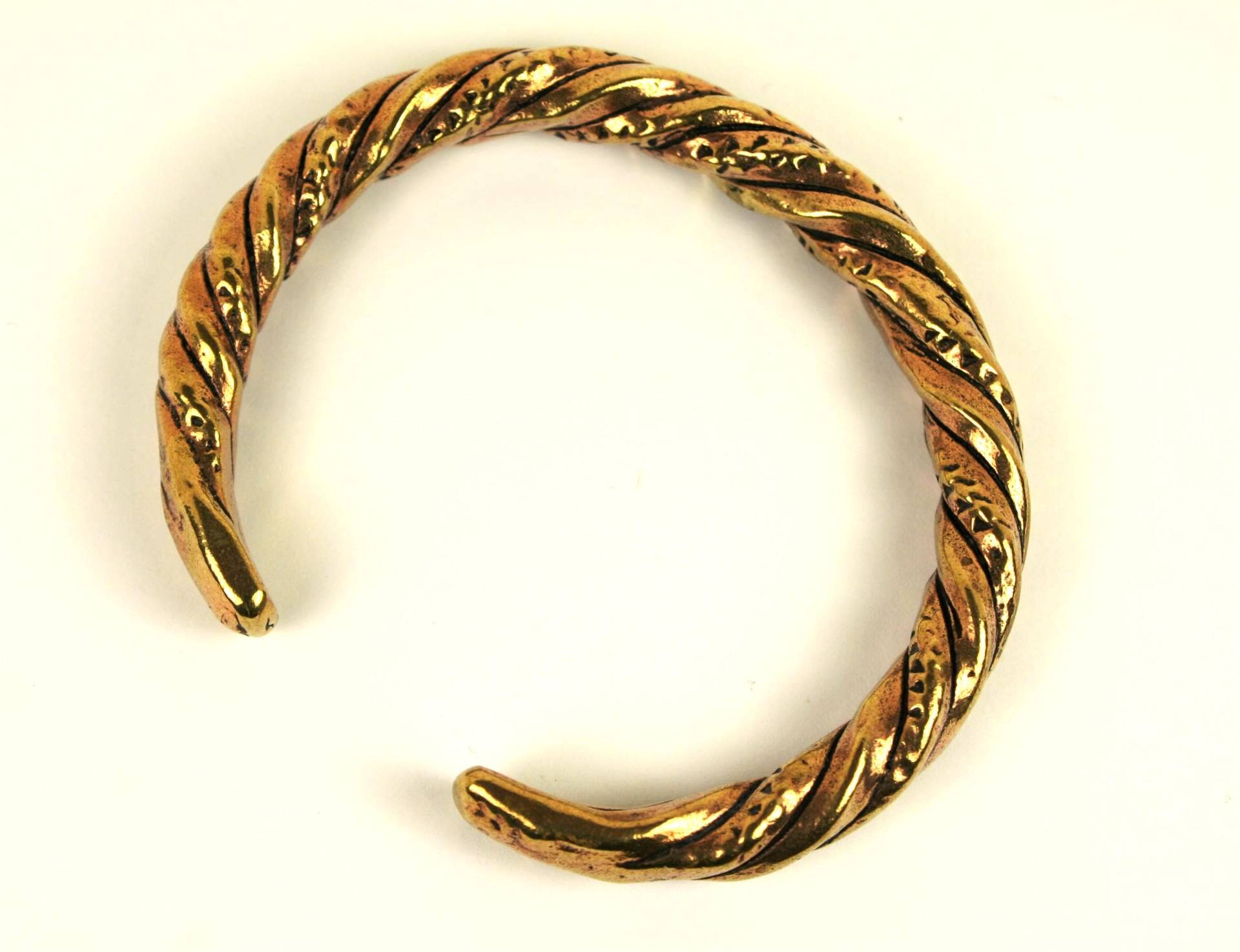 Massiver Bronze Armreif Wikinger Geflochten Stärke 9mm 78 Gramm Viking Bronzeschmuck Armschmuck Innendurchmesser 6cm von Lederkotten