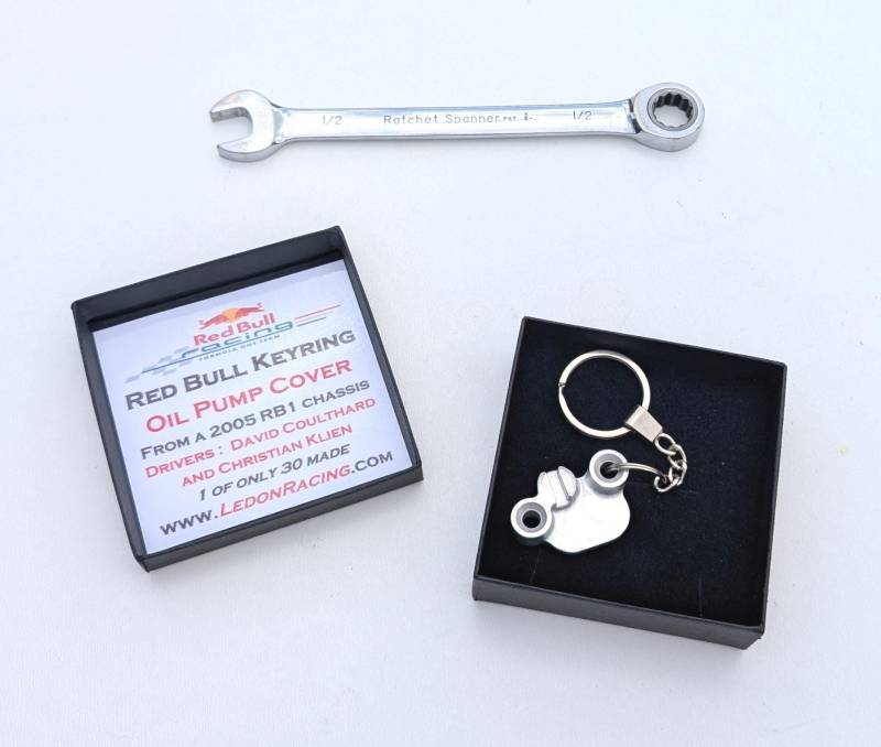 K01 Formel1 Rennauto Teil Schlüsselanhänger Red Bull F1 Auto Jungs Mann Väter Automobil Rennfahrer Geschenk von LedonGifts