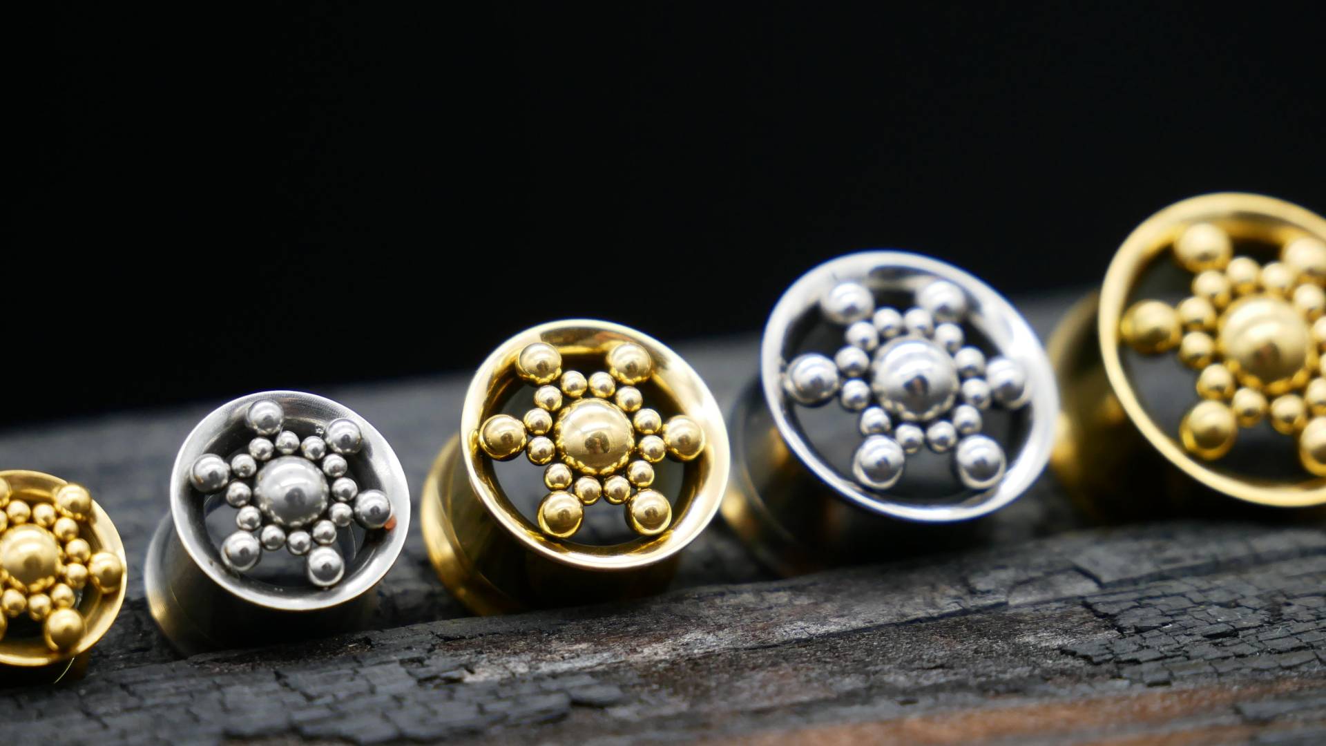 1x Plug Aus Chirurgenstahl - B3 von LeelaArtandJewellery