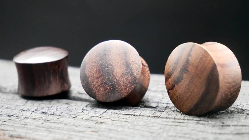 1x Plug Aus Narra Wood - C1 von LeelaArtandJewellery