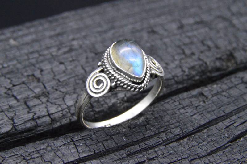 925Er Silber Ring Loky von LeelaArtandJewellery