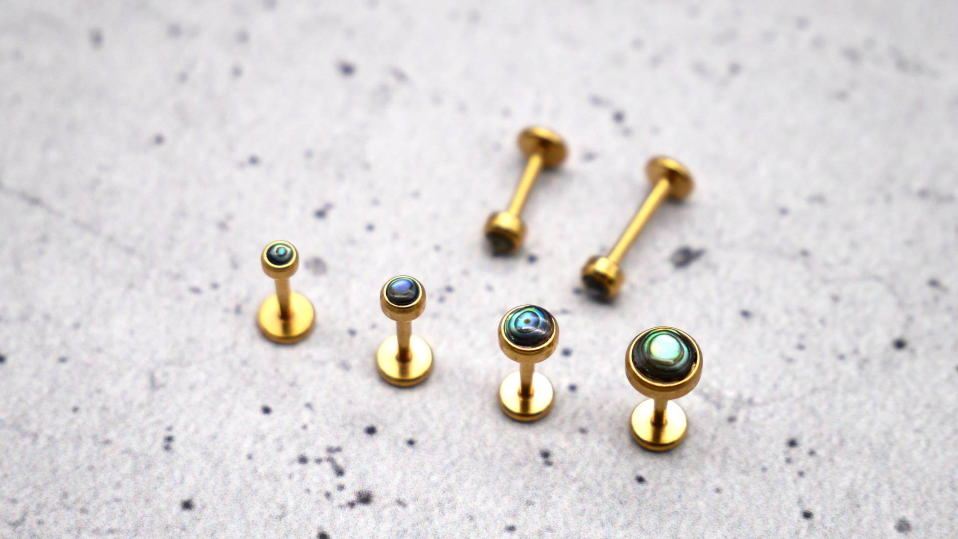 Piercing/Labret/Medusa/Tragus Chirurgenstahl - 1C/09 von LeelaArtandJewellery