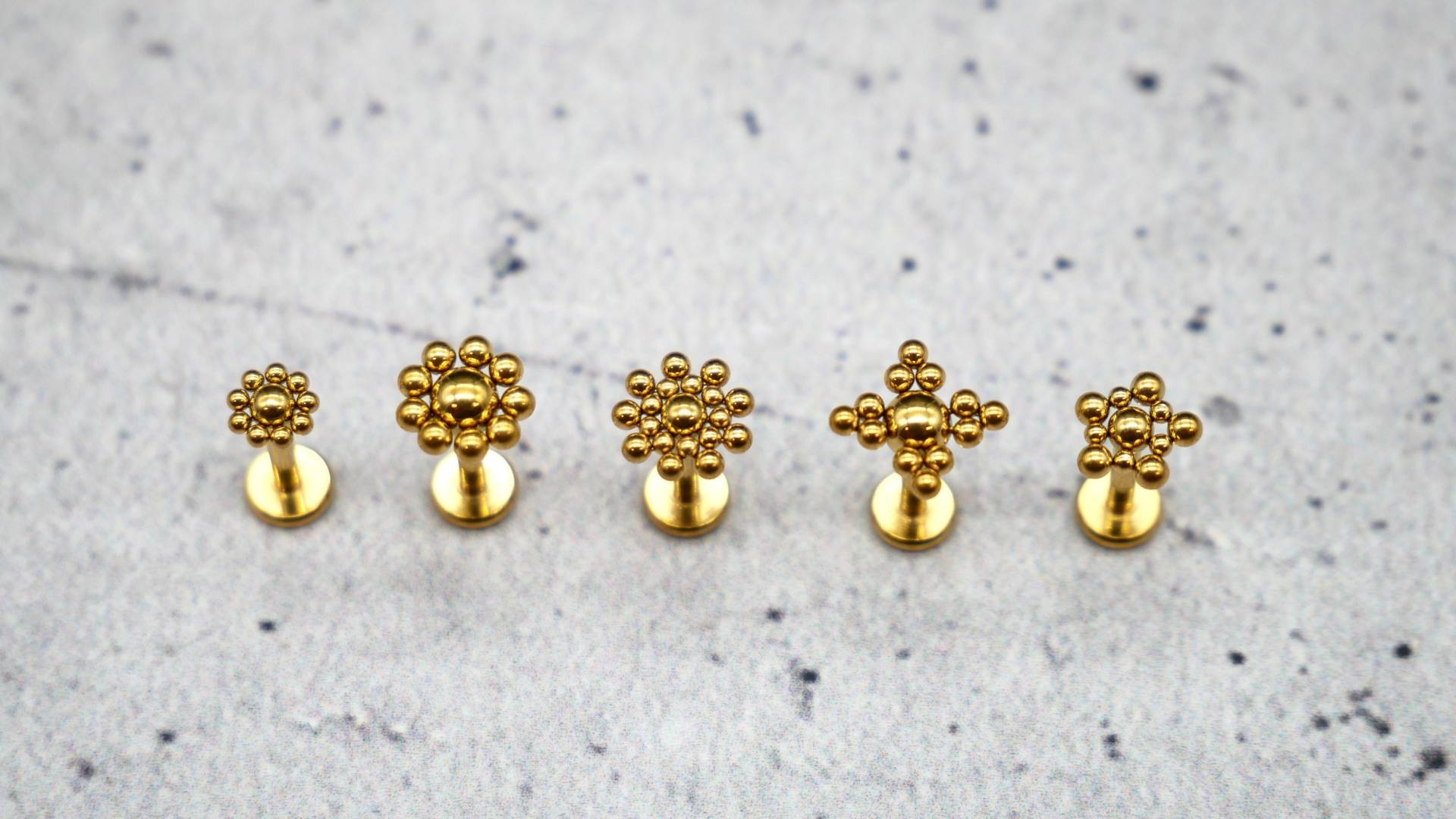 Piercing/Labret/Medusa Chirurgenstahl - 1D/04 von LeelaArtandJewellery