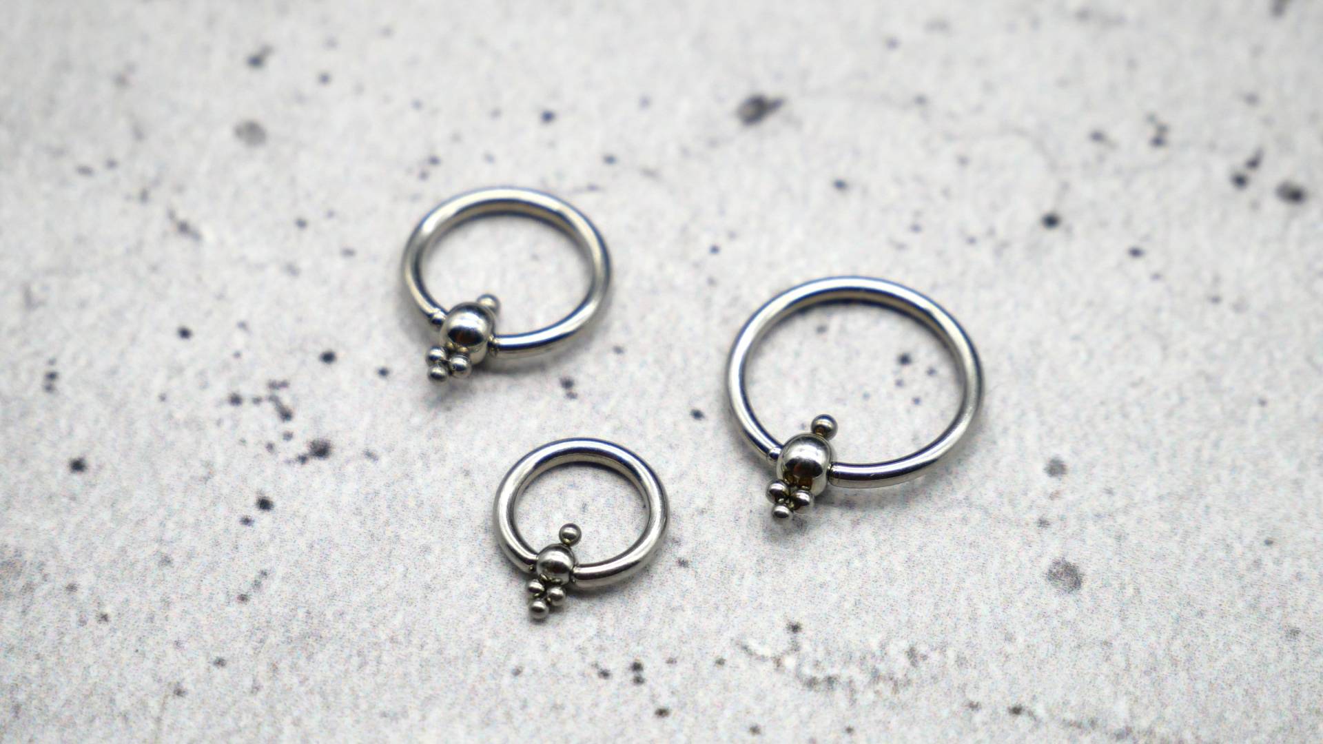 Piercing/Ohrring/Septum Chirurgenstahl - 1K/19 von LeelaArtandJewellery